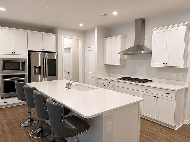 663 Castleberry Ave — Photo 6