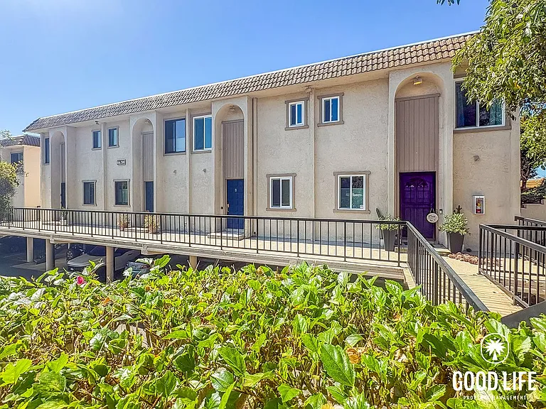 2349 Altisma Way #B — Photo 21