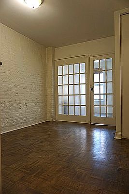 3rd image of 326 W 47th St #4E
