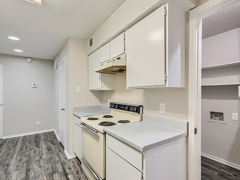 Rise at Highland Meadows — Photo 85