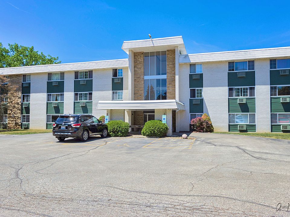 375 W Winchester Rd Libertyville IL Zillow