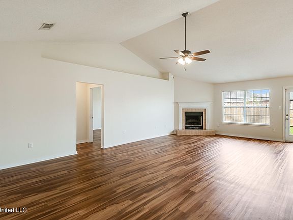 3rd image of 15261 Haversham Pl