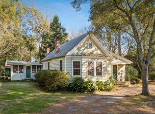 207 W Carolina Ave, Summerville, SC 29483