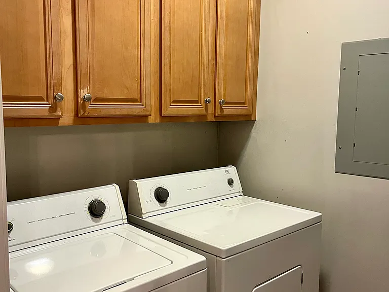 220 Lincoln Grn #G — Photo 5
