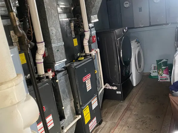 32 Lincoln Parkway image 6 of 14