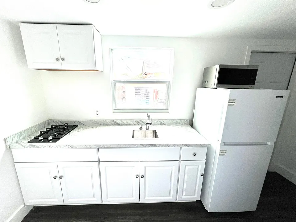 57 NW 48th Pl #5
