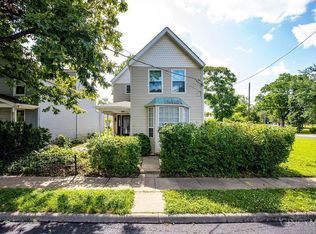 711 Van Roberts Pl, Cincinnati, OH 45215