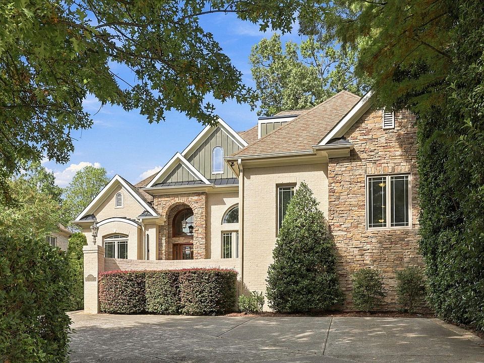 1st image of 3342 Lake Boone Trl