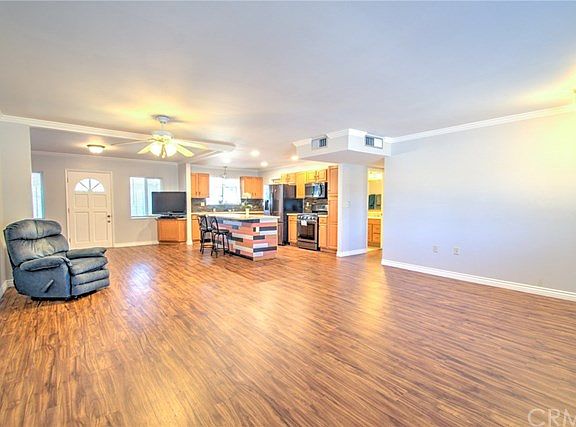 3rd image of 29600 Pebble Beach Dr