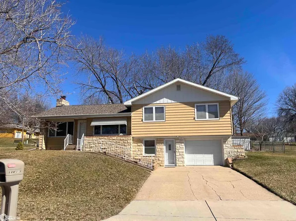 14 S 24th St, Denison, IA 51442