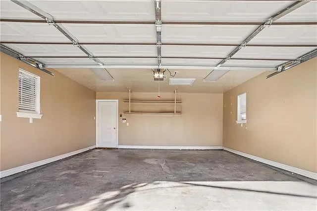 2 Schill Ave — Photo 22