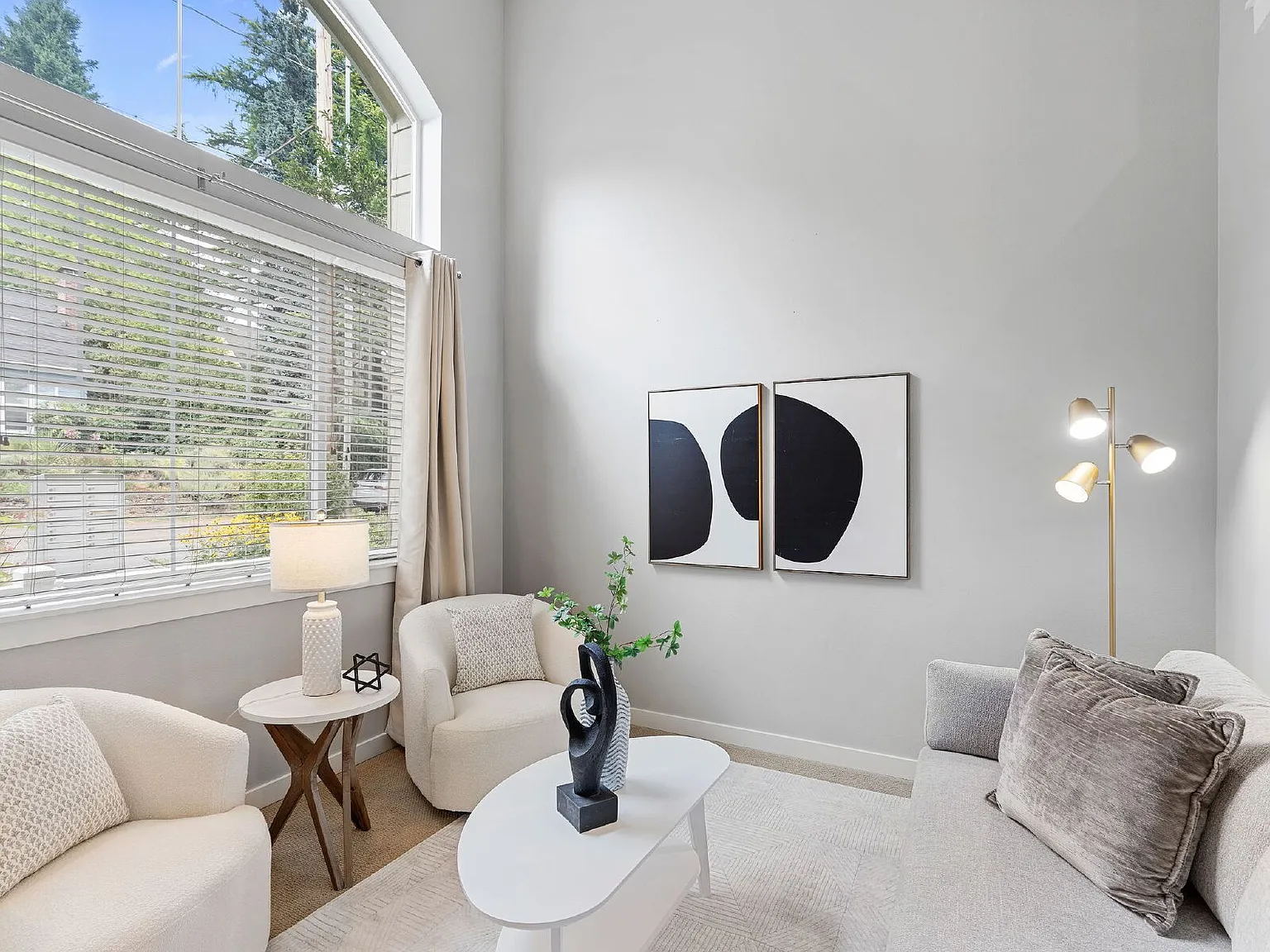 3 bed, 3.5 bath, 1786 sqft, $3,000 — Photo 3