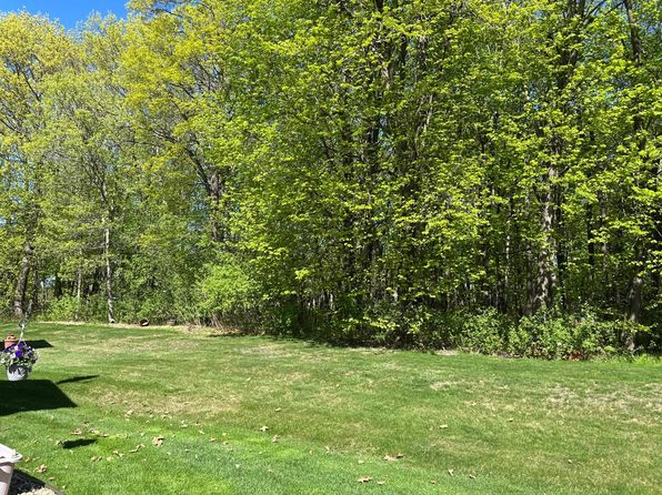 973 Victoria Greens Blvd, Victoria, MN 55386