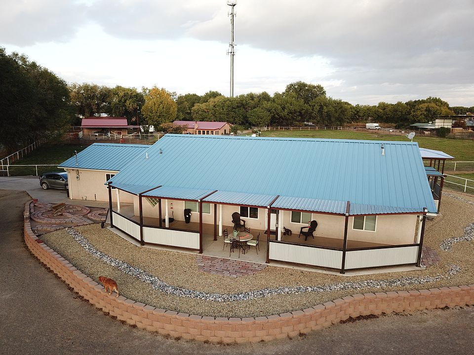 1st image of 6 Parks Pl