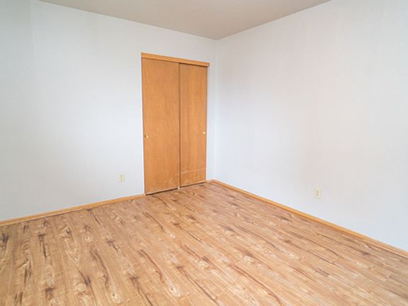 3rd image of 2501 19th St #4