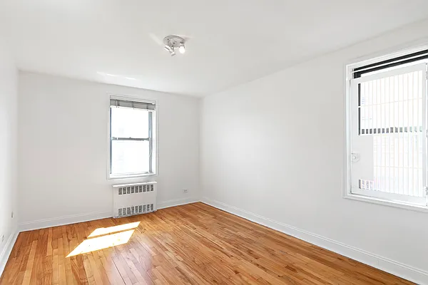 Rented by Modern Spaces | media 12