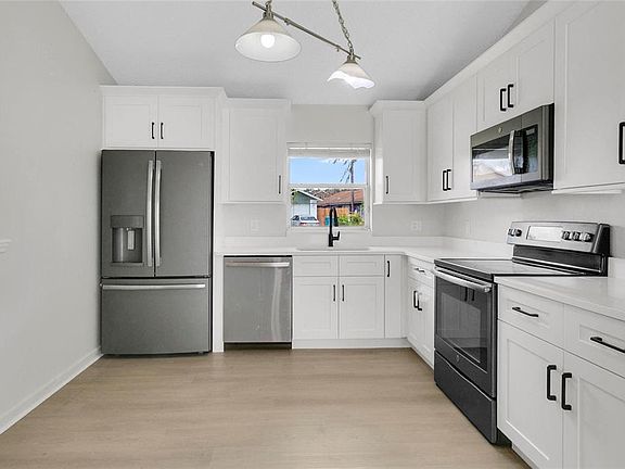3rd image of 9703 Red Clover Ave