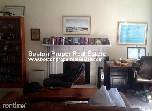 289 Newbury #4 Boston - Back Bay Unit Photo 2