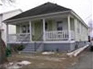 145 Moxon St, Springfield, MA 01151