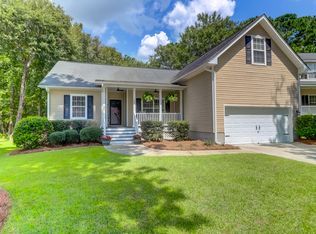 207 Castlewood Ct, Hanahan, SC 29410