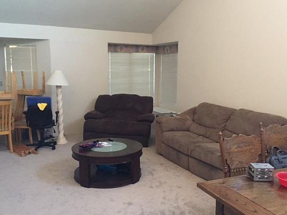 2nd image of 1185 W Desert Greens Way