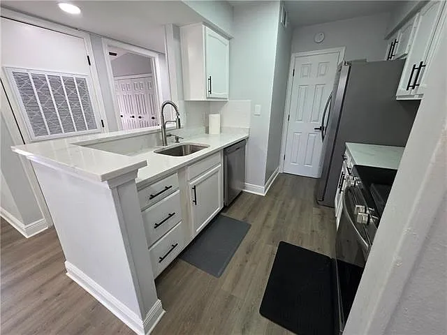 2936 Manhattan Blvd #186 — Photo 5