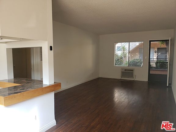2nd image of 11820 Chandler Blvd #1