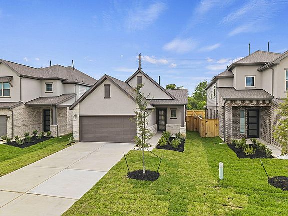 2nd image of 31719 Autumn Spur Ln