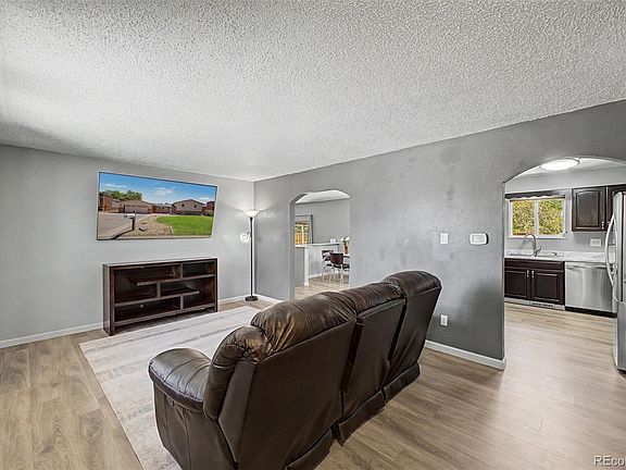 5th image of 658 Voiles Drive