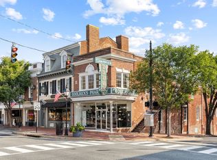 901 Caroline St APT 201, Fredericksburg, VA 22401