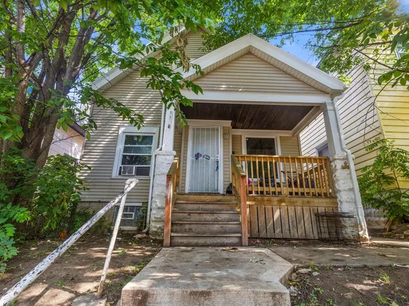 1116 West Keefe AVENUE, Milwaukee, WI 53206