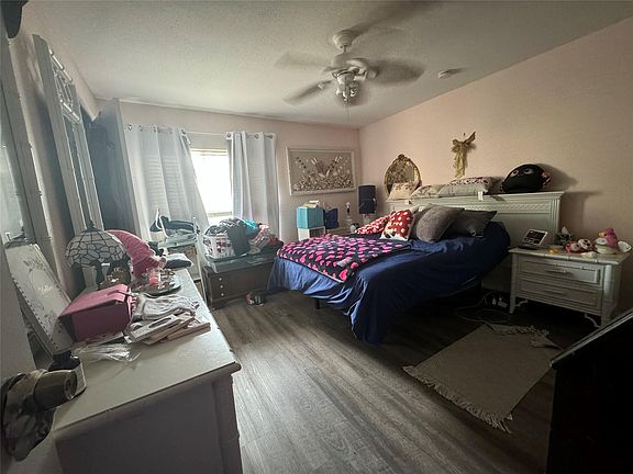 5th image of 2465 NW 33rd Street #1504