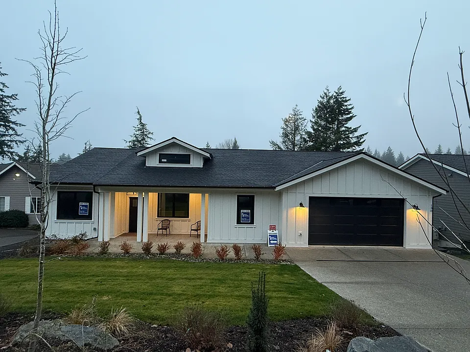 130 E Olympic Ct