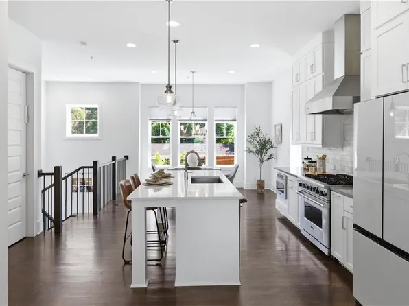 1801 Huntington Hills Ln NW, Atlanta, GA 30309