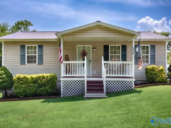 215 Dusty Dr SW, Arab, AL 35016