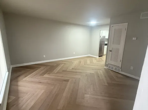 6202 Colonel Glenn Rd, Little Rock, AR