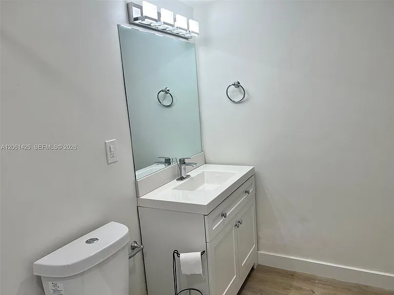 9159 SW 77th Ave #113 — Photo 9