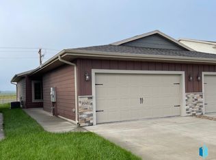 9561 W Dolores Dr, Sioux Falls, SD 57106