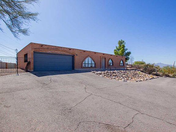 2nd image of 600 E Eton Dr