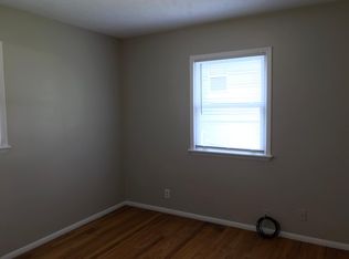 1709 Freeman Dr, Bellevue, NE 68005