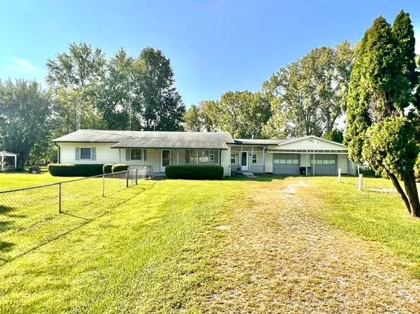 3851 E Springersville Rd, Connersville, IN 47331