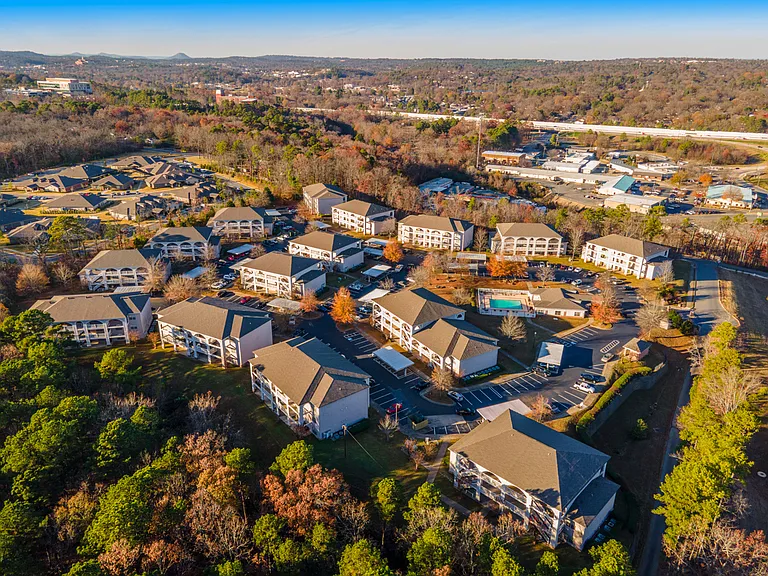 Parham Pointe — Photo 14