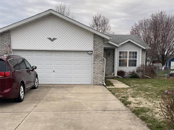 447 Pheasant Ln, Moro, IL 62067