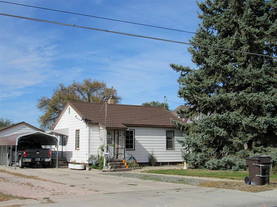 1st image of 1546 W C St