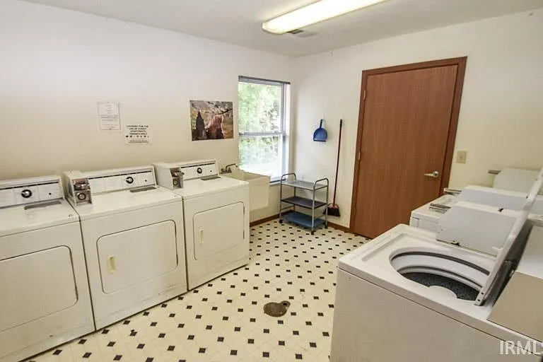 10601 Cunot Cataract Rd #2 — Photo 11