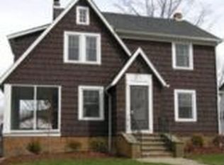 3383 Ormond Rd, Cleveland Heights, OH 44118