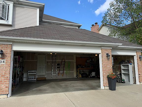 2nd image of 904 Deer Path Dr