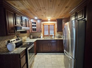 7 Idola St, Westport, MA 02790