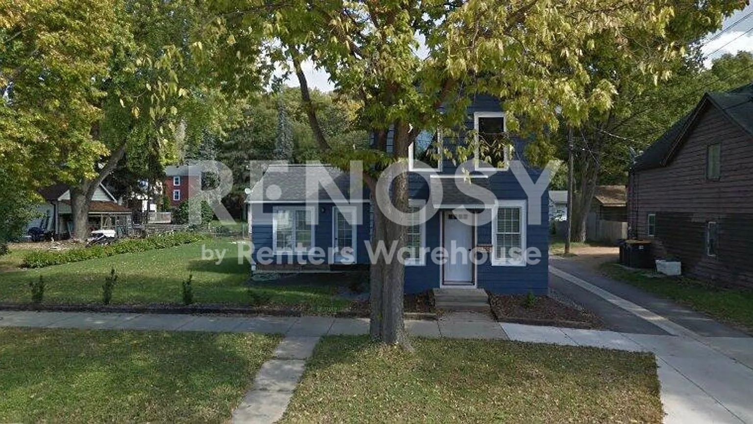 Available October 15th 3 Bedroom 1 Bath Single Family Home in Jordan — Photo 1