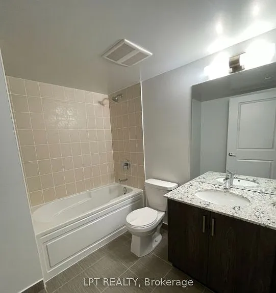 20 Meadowglen Pl #730 — Photo 6